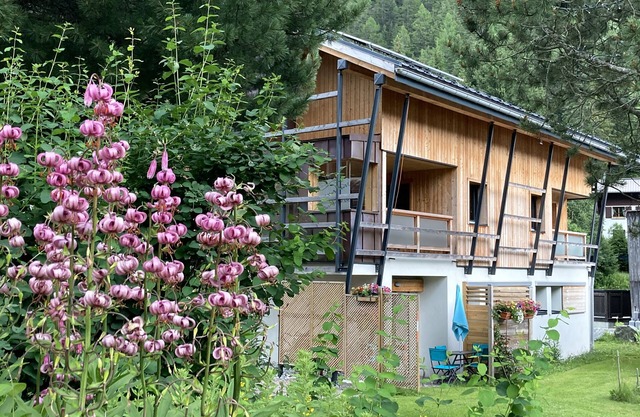 Charming Chalet at the Foot of the Chamonix Mont Blanc Ski Slopes in Vallorcine.