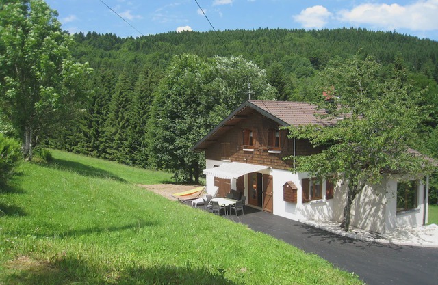 Charming Chalet in Ventron with Terrace