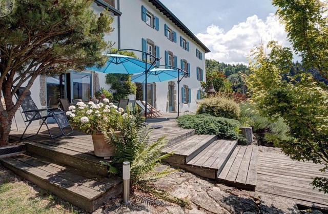 Charming Cottage with Sauna and WiFi