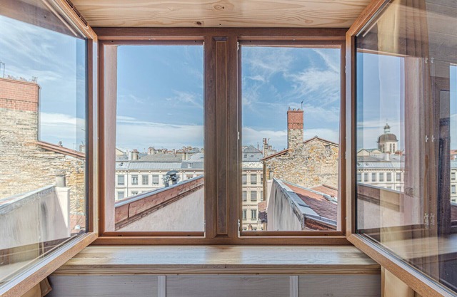 Charming duplex with panoramic view of Cordeliers.