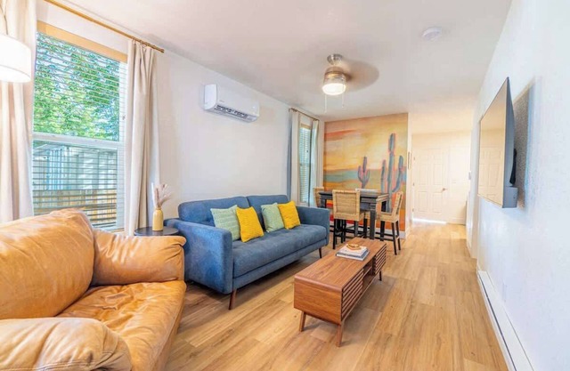 Charming Family 2BR Midtown Reno - Pets Welcome