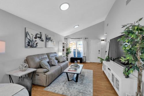 Charming Getaway in the Heart of Arlington Duplex