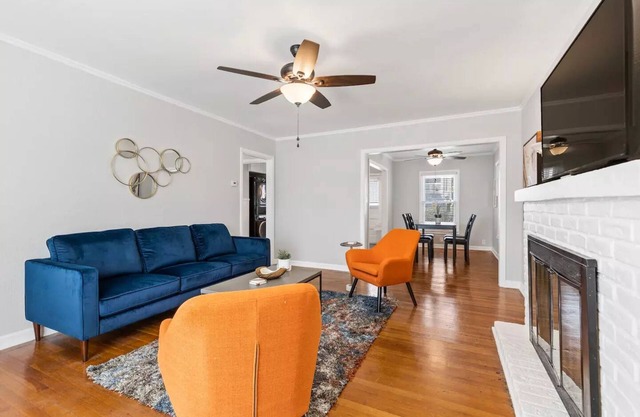Charming home 3min from Dickies Arena!