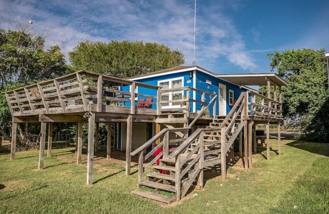 Charming Home Close to Matagorda Beach & Boat Ramp