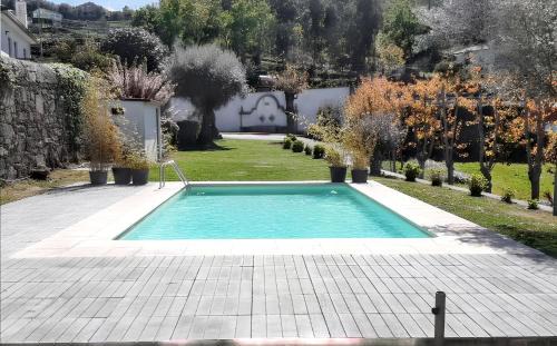 Bedrooms Enclosed Garden At Covelas Povoa De Lanhoso 
