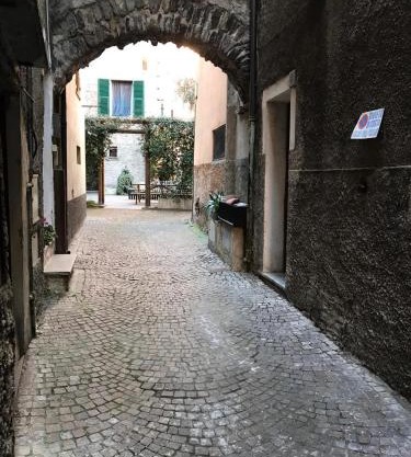 Charming house with parking near Badalucco Sleeps 6