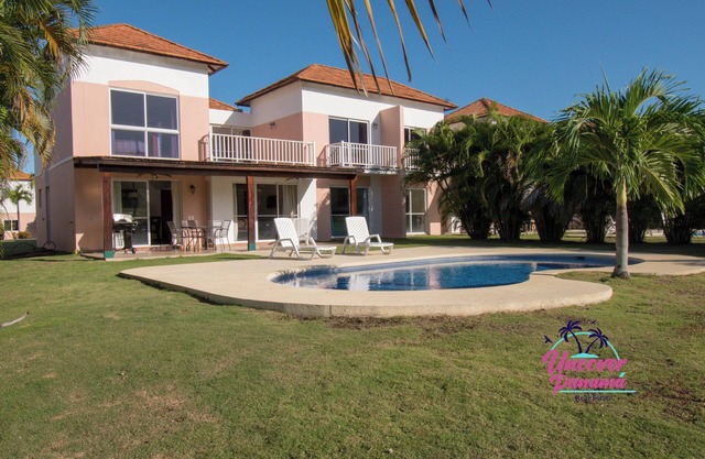Charming House with Pool