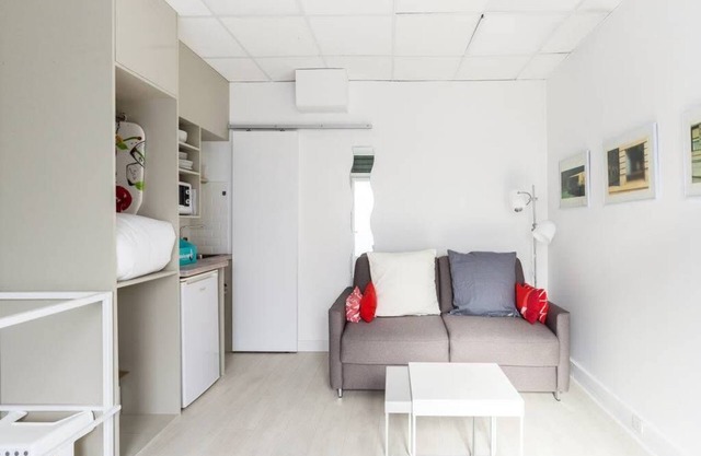Charming in the heart of Batignolles – Ideal for 2