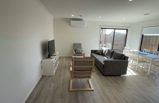 Charming Modern Family Home in Wyndham Vale