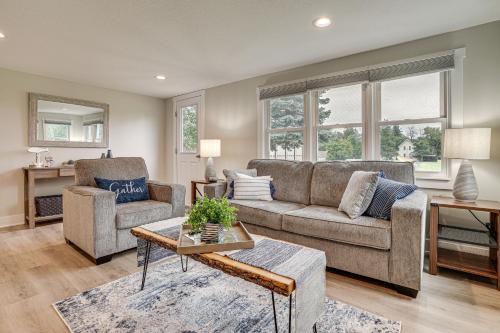 Charming Pepin Home Near Mississippi River!