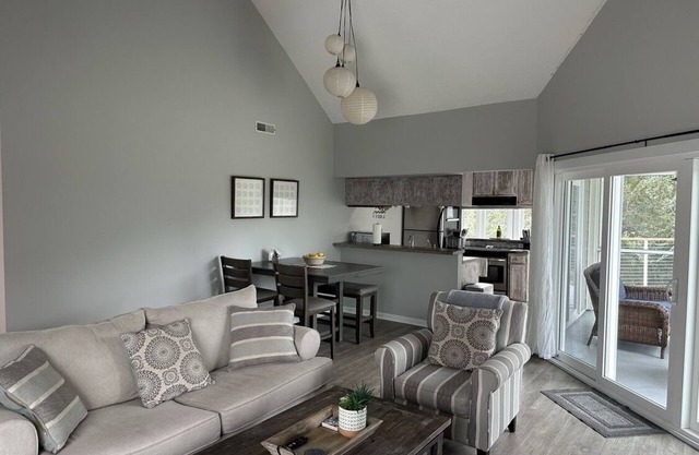 Charming quiet 1 bd apartment