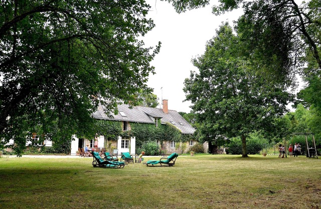 Charming renovated farmhouse in private family property