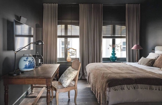 Charming room with en suite bathroom - The Wallet