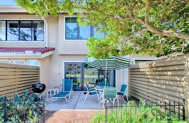 Charming & Spacious - Golf Cart Included