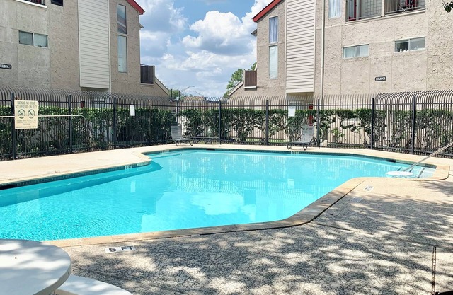 Charming Studio Located in Asian Town , Southwest Houston