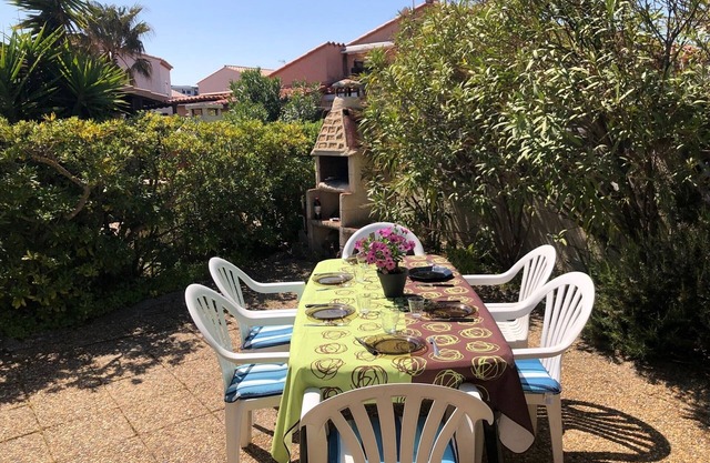 Charming Villa for 6 with Terrace, Close to Beach and Shops - Le Barcarès