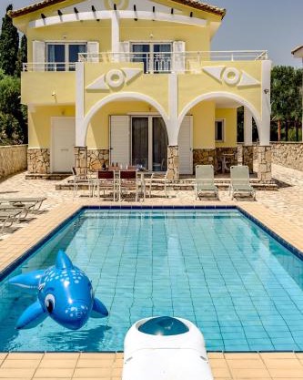 Charming Villa in Agrilia with Private Pool