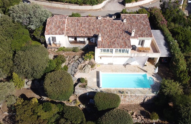 Charming Villa & Piscine above the Ruppione Beach: outstanding sea/sunset view