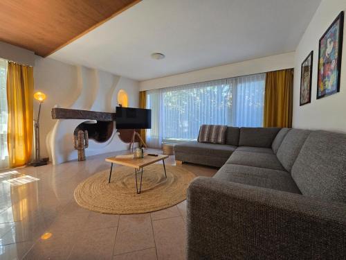 Charming villa with terrace and garden