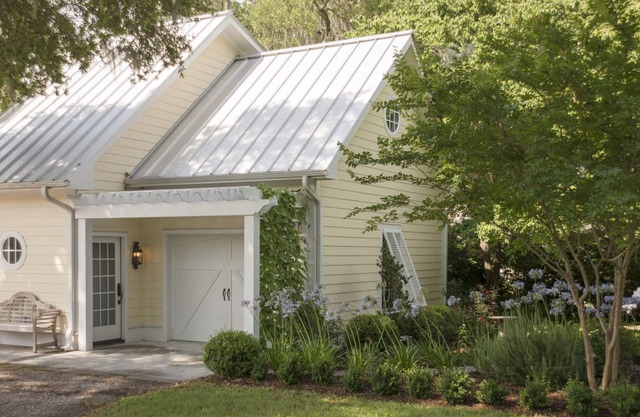 Charming Waterfront Car House