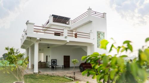 Chaudhary Farm house