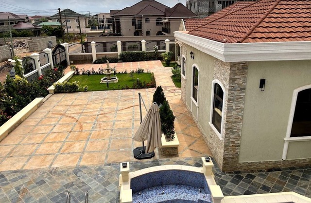 Cheerful and luxurious 2- bedroom furnished Villa