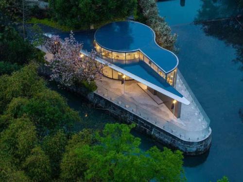Chengdu Flowing Strings peninsula boutique hotel-Near the Sichuan Cuisine Museum