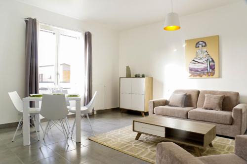 Cheverus - Appartement 1 chambre avec ascenseur et Parking