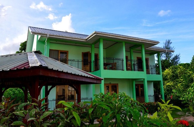 Chez Antoine Apartments