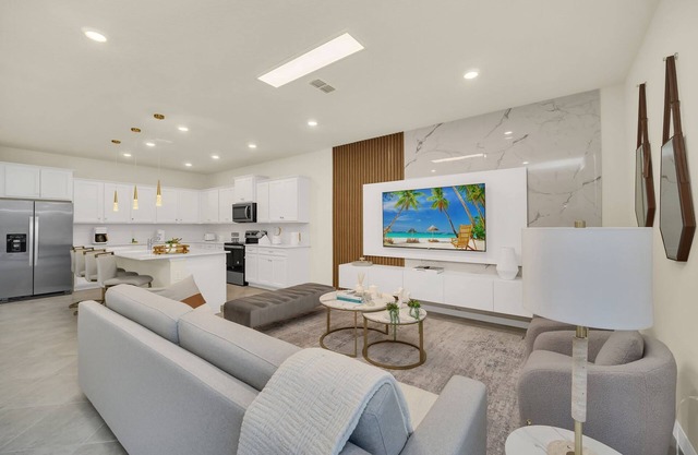 Chic 10BR Retreat with Themed Rooms & Pool