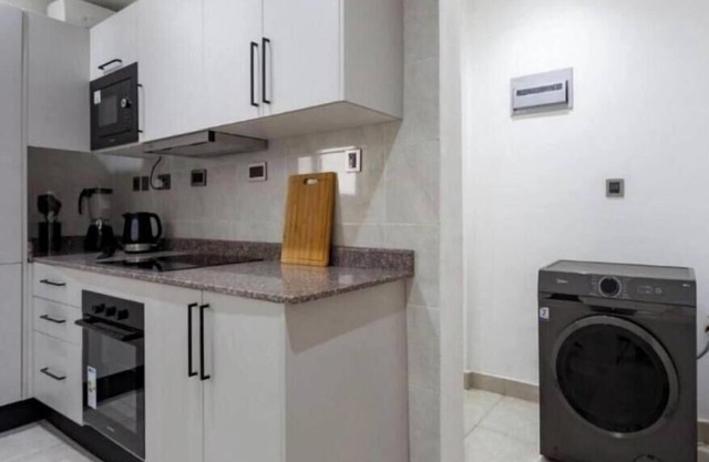 Chic 2-bedroom apartment/2 units