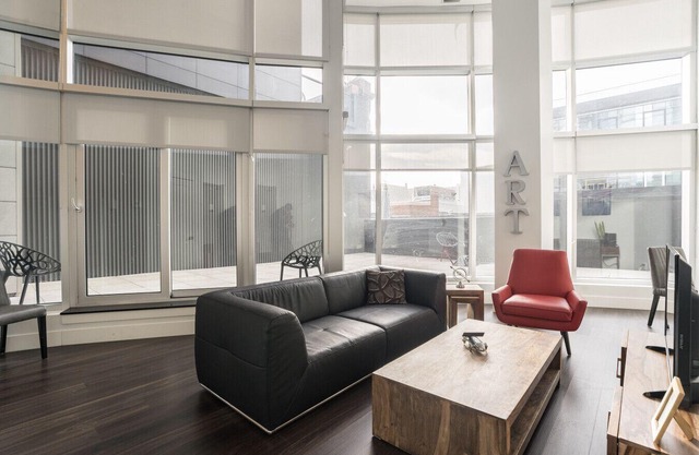 Chic 2BR Apt, Near Halifax Citadel and Waterfront