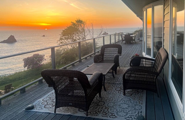 Chic and large home with private hot tub, ocean & beach views