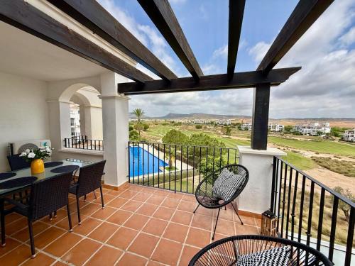 Chic apartment with lovely terrace, pool & golf view
