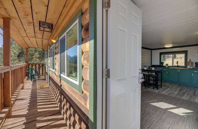 Chic Bayfield Cabin: Hike, Bike, Fish + More!