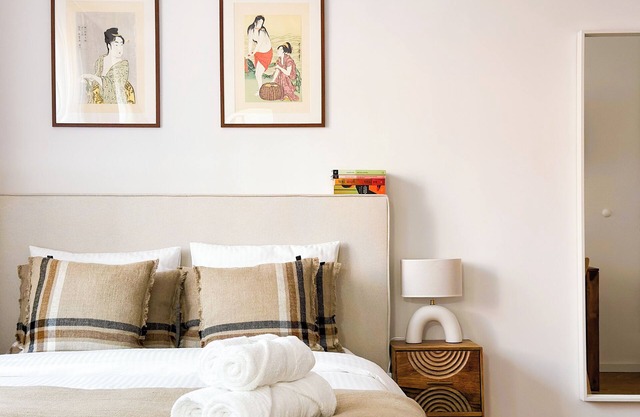 Chic corporate apartment steps from Metro Zacisze, with WiFi and free parking