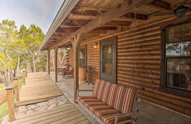 Chic Lakefront Cabin w/ Dock & Bluff Creek Views!