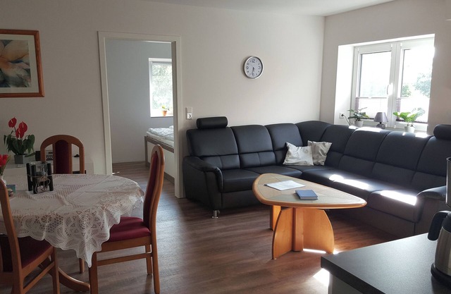 Chic vacation home, nestled in the beautiful Schleil landscape, 53 square meters of living space, for up to 4 people plus toddler. Facilities: Baby crib, beautiful garden area with play facilities and covered barbecue and smoking area, fly screens.