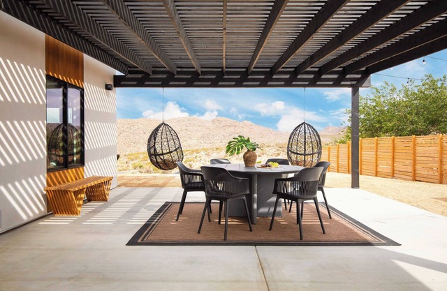 Chicory by Avantstay Modern Desert Retreat w/Hot Tub