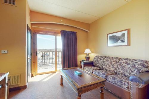 Chula Vista Condo 2446 Fairway Getaway