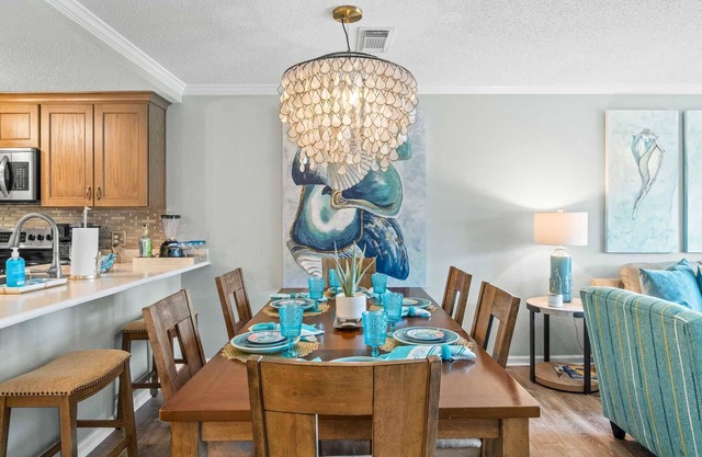 Ciboney 4005 Beach service, Pet Friendly 3bed/2 bath Home away from Home