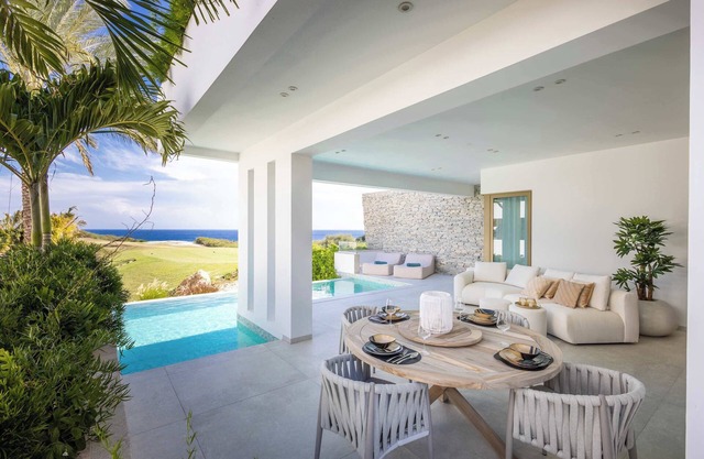 "Cielo Azul" | Luxury Living | The Cape Blue Bay