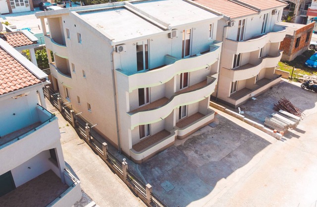Cinnamon Studio For Three Persons At Beachfront