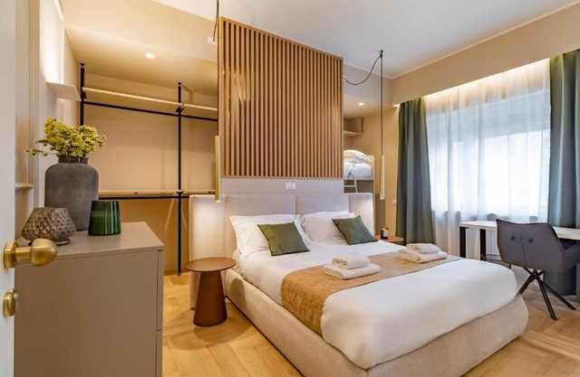 Cipro Vatican Luxury Escape