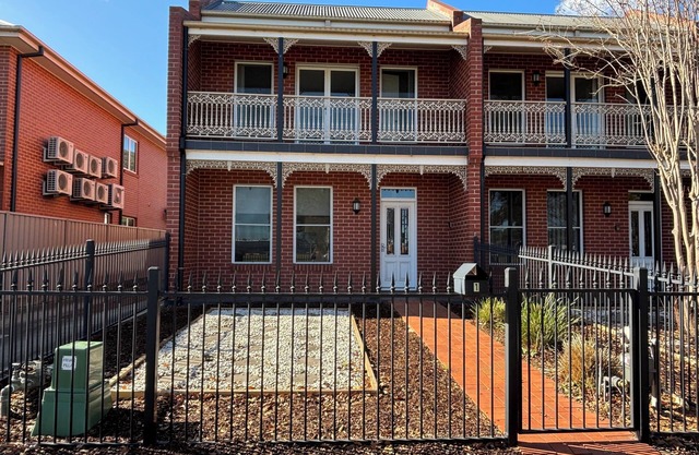 City Townhouse Escape 1 - 1 Tarcutta
