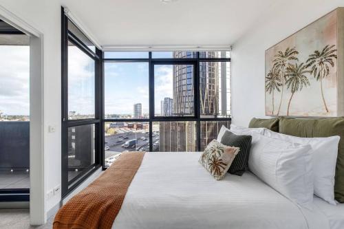 Clarendon Rise Easy City Living near Crown and Yarra