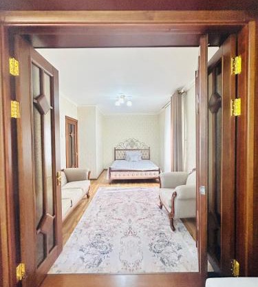 Classic Charm Apartment Tashkent