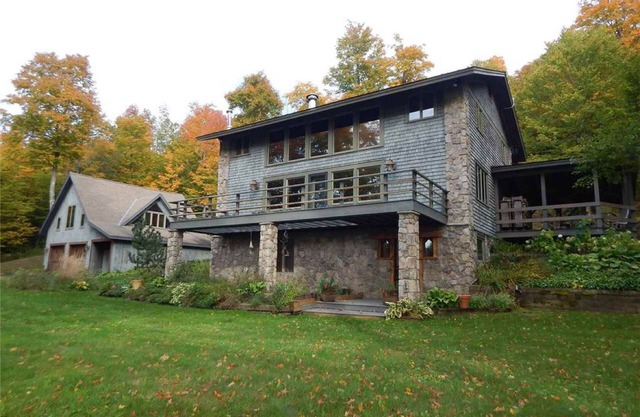 Classic Mountain Ski Lodge @ Sugarbush