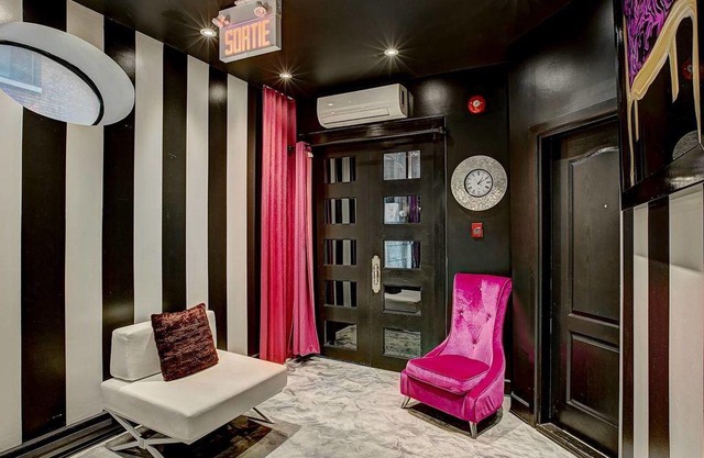 Classique Family Studio (104) Drummond By Bouticstay