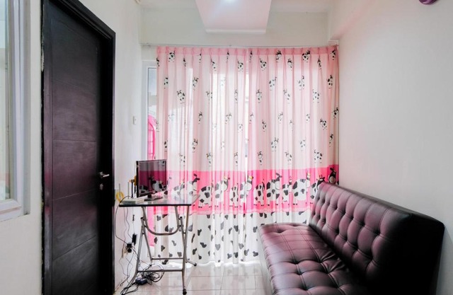 Clean 1BR Apartment at Paragon Village By Travelio